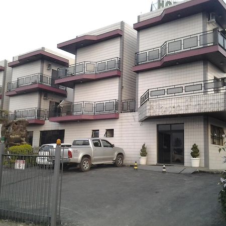 Blanco Palace Hotel Sao Jose dos Campos Exterior photo